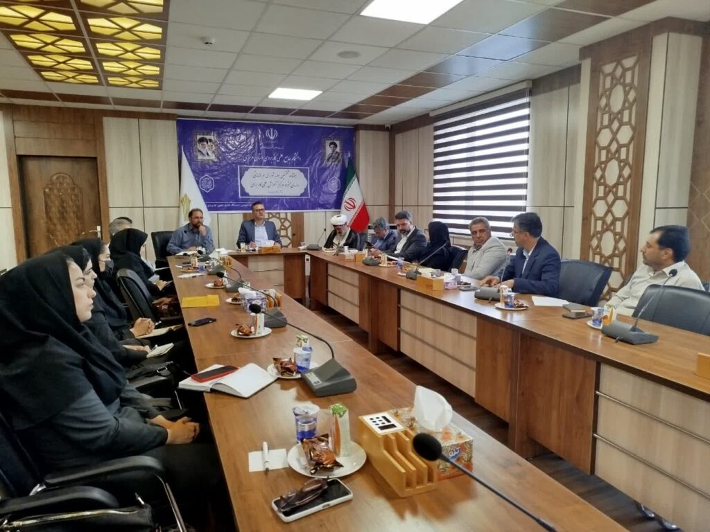 حضور در هفتادو ششمین گردهمایی روسای مراکز آموزش علمی کاربردی استان